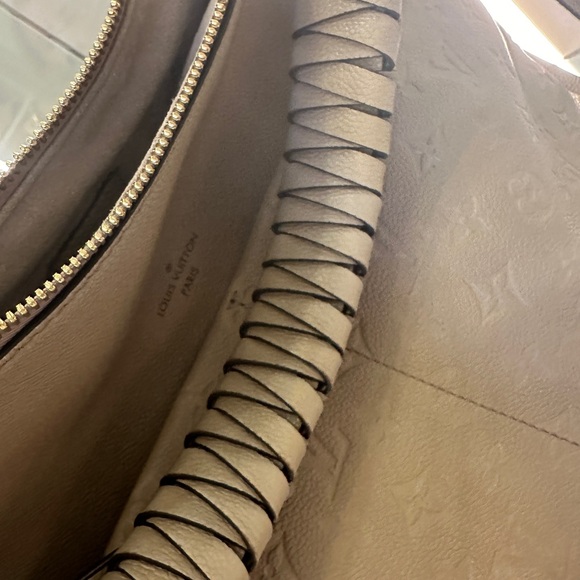 Louis Vuitton Monogram Empreinte Maida Hobo Bag - Picture 7 of 15